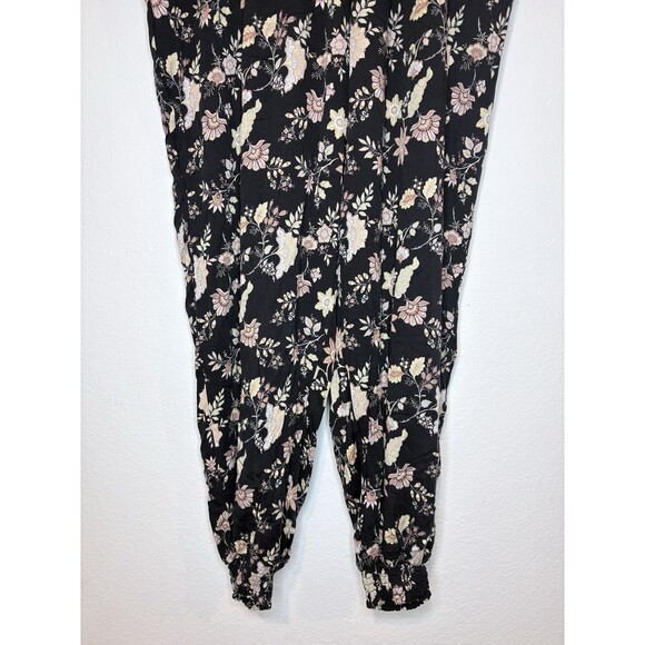 Forever 21+ Black Floral Stretch Harem Pants Size 2X - Picture 4 of 8